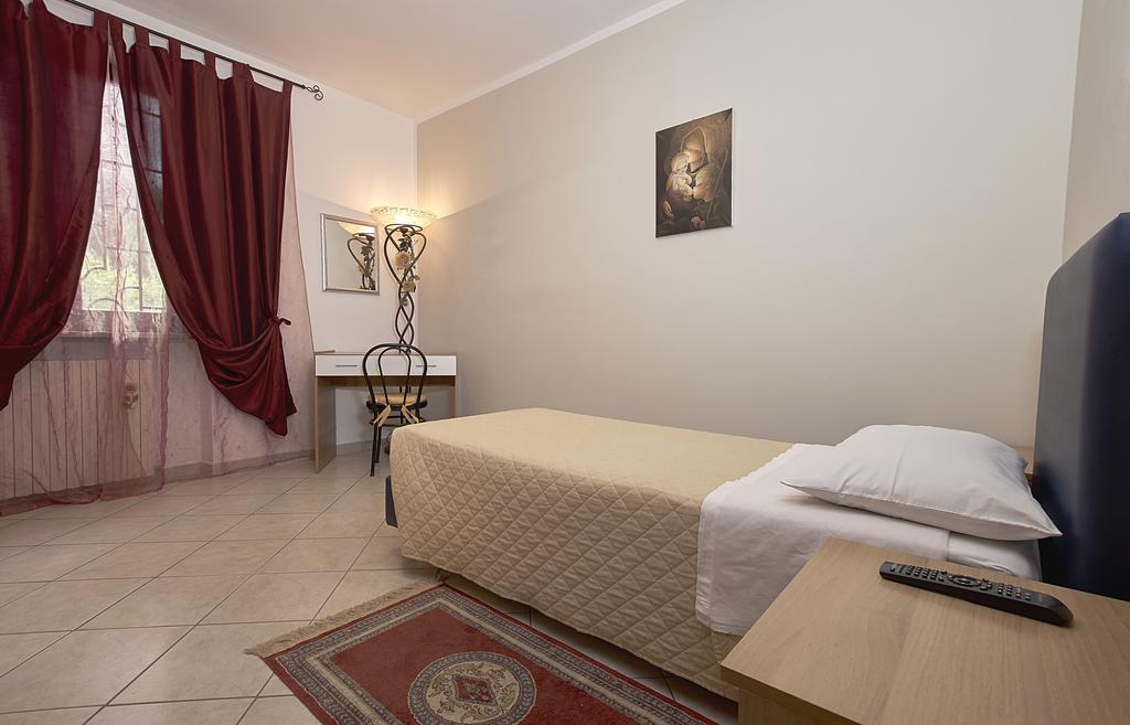 Il Melograno Hotel Foligno Kültér fotó